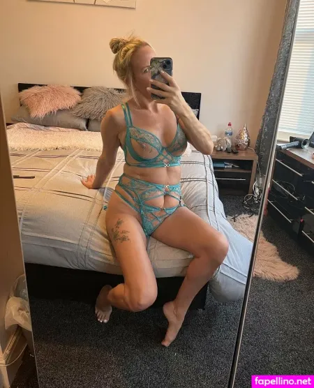 Samemilysmithfree OnlyFans Thumbnail #vIbBgaYk3H