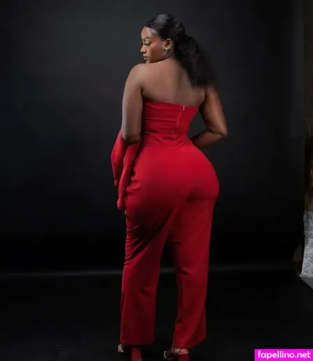 Sami Claire OnlyFans Thumbnail #m7nQm4jeM0