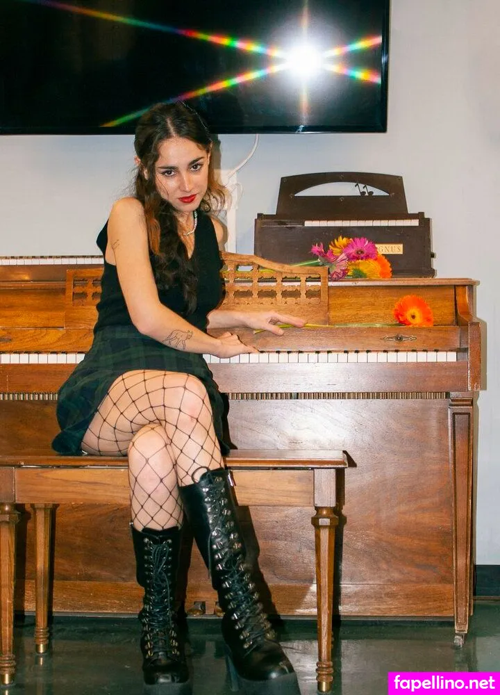 Samia, samiatheband Nude Leaked OnlyFans Photo #Mp2QrBA2C7