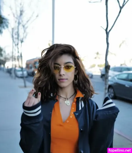 Samicamusic OnlyFans Thumbnail #jMdtUBNhE7