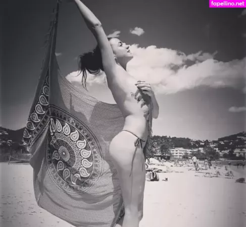 Samira Jalil OnlyFans Thumbnail #oWXBTngqIS