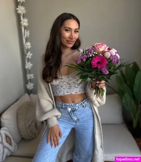 Samira Yasmin Leila OnlyFans Thumbnail #wt4QhzzMny