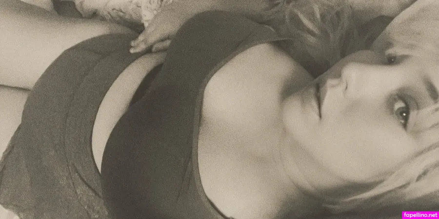 Sammberries OnlyFans Thumbnail #0ItRNMrjDF