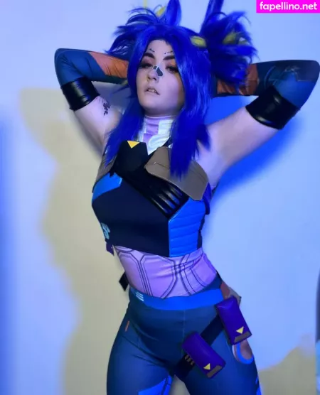 Sammi Dodger 1 OnlyFans Thumbnail #D3F5GzJr46