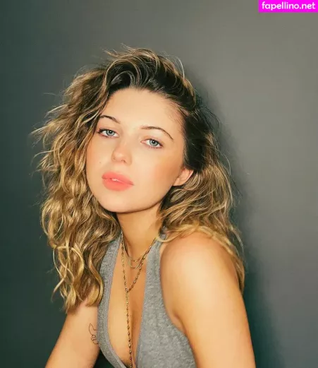 Sammi Hanratty OnlyFans Thumbnail #eAHYafhKfD