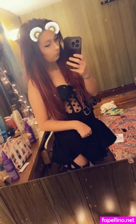 Sammie Combis OnlyFans Thumbnail #yDVsl8uMD9