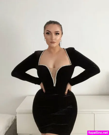 Sammie Warren OnlyFans Thumbnail #3bnTR2YW3q
