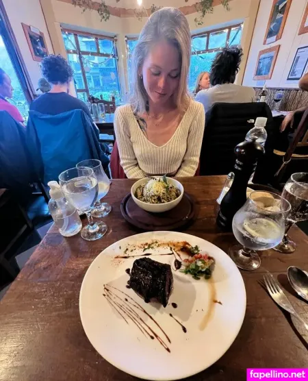 Sammmnextdoortv OnlyFans Thumbnail #y095waOdKp