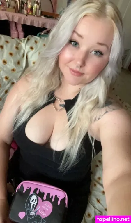 Sammy 4 OnlyFans Thumbnail #0c9bJvVvHD