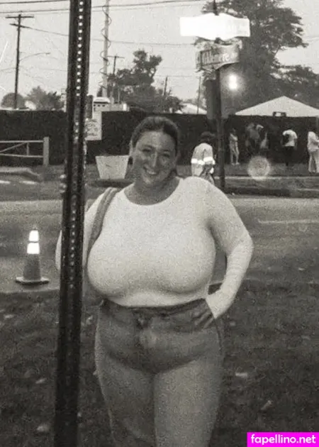 Sammy 4 OnlyFans Thumbnail #BmnfkkaO6J