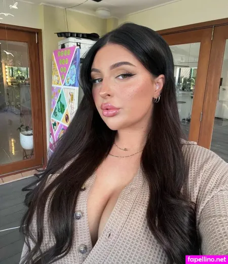 Sammy Hatchard OnlyFans Thumbnail #RSTiUkwN5x