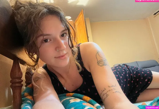 Sammyhayes222 OnlyFans Thumbnail #3WyEnLGUp9