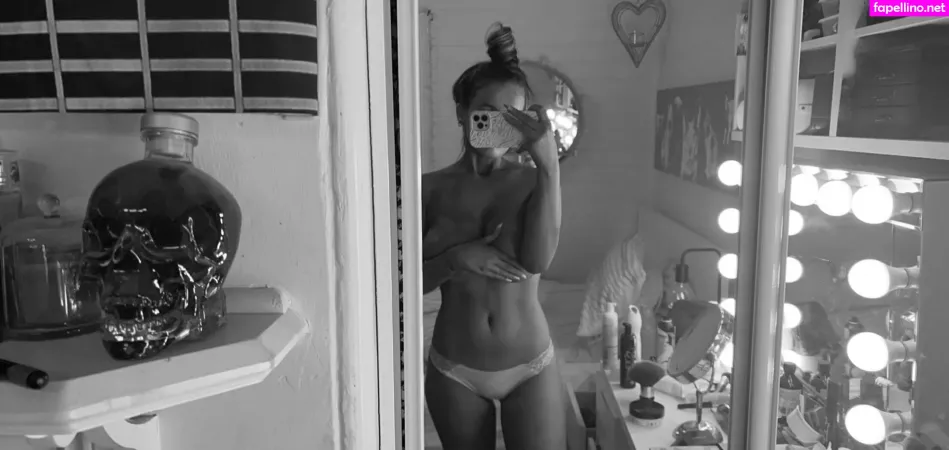 Sammyjanee 1 OnlyFans Thumbnail #6CN1EzvLIa