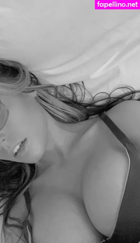 Sammyjanee 1 OnlyFans Thumbnail #UonZMmDbFF