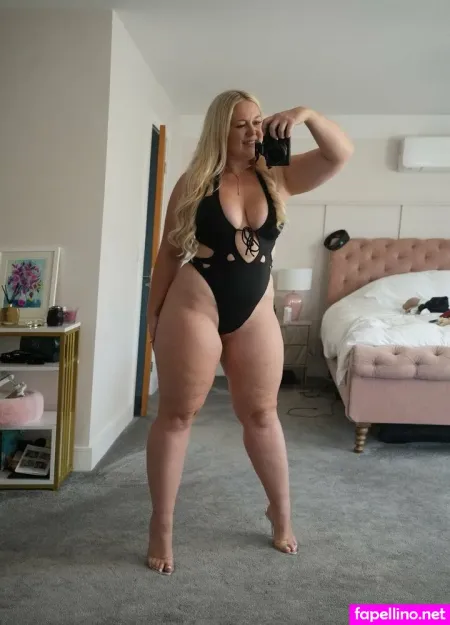 Sammythighsx OnlyFans Thumbnail #RAi7wkSxDl