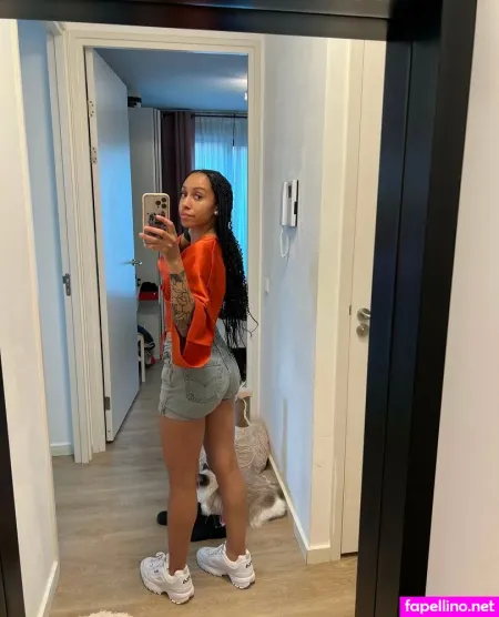 Samora OnlyFans Thumbnail #3lPk427n8L