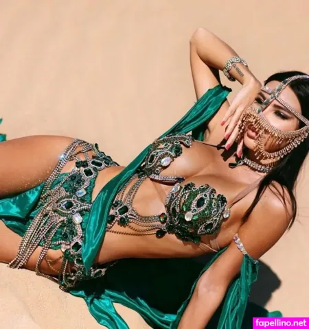 Samoylova OnlyFans Thumbnail #kBQ8AlUKqt