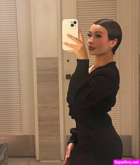 Samrenee OnlyFans Thumbnail #D3leCXOhcl