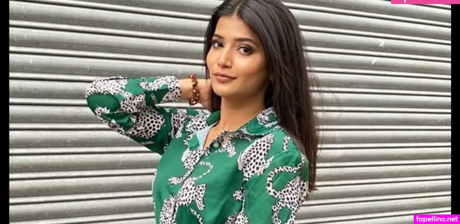 Samridhi Shukla OnlyFans Thumbnail #RnQce306aI