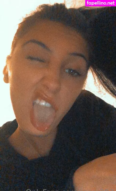 Samy203 OnlyFans Thumbnail #WF0WNSPJjD