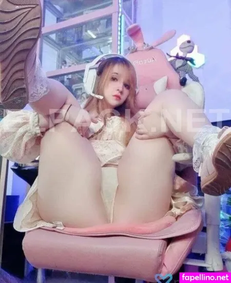 San Chan OnlyFans Thumbnail #ccyoNXwCq6