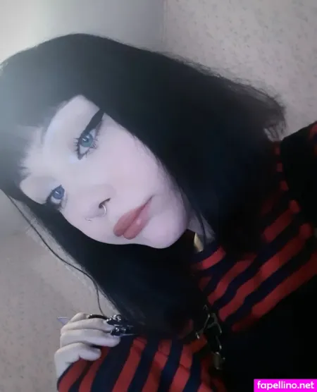 Sanabreakk OnlyFans Thumbnail #sOodxftZEw