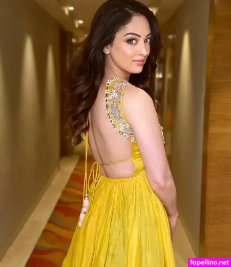 Sandeepa Dhar OnlyFans Thumbnail #CEaj32JnNN