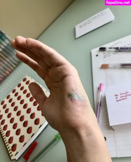 Sandpaperscissors OnlyFans Thumbnail #d80n5S4Clu