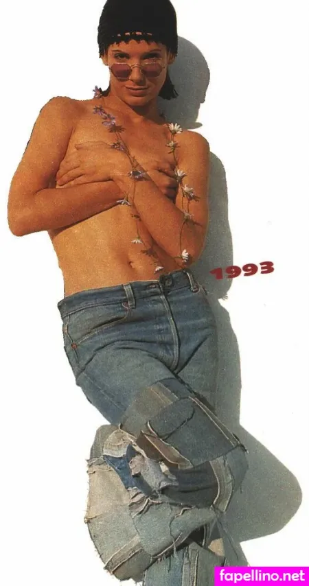 Sandra Bullock OnlyFans Thumbnail #4BupPVm5St