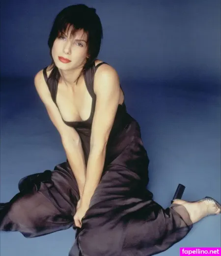 Sandra Bullock OnlyFans Thumbnail #7G73hBiG6G