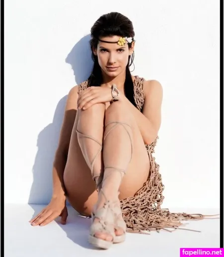 Sandra Bullock OnlyFans Thumbnail #OsG8vjXhR4
