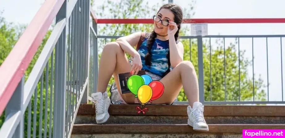 Sandra Comawhite OnlyFans Thumbnail #aQYLEeiL5C