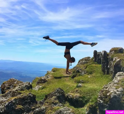 Sandra Dziwiszek OnlyFans Thumbnail #aSnarSvukC