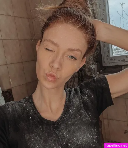 Sandra Hunke OnlyFans Thumbnail #Sqqyqu0Stf