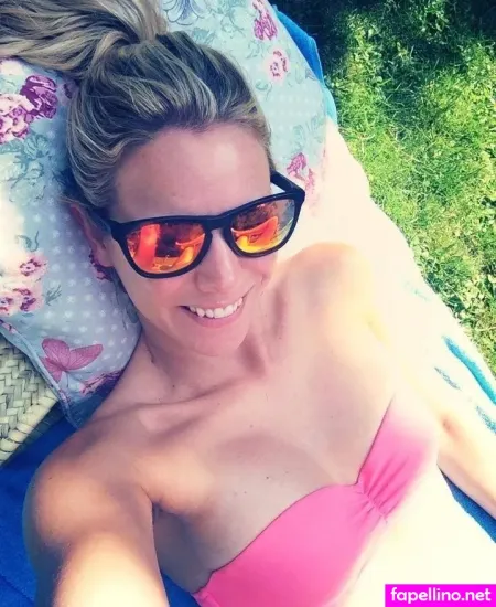 Sandra Kuhn OnlyFans Thumbnail #cAJchvUDMy