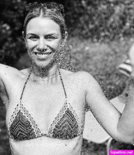 Sandra Kuhn OnlyFans Thumbnail #wlzD4goXMo