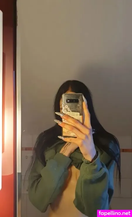 Sandra Kulig OnlyFans Thumbnail #0BvOZBk9Tn