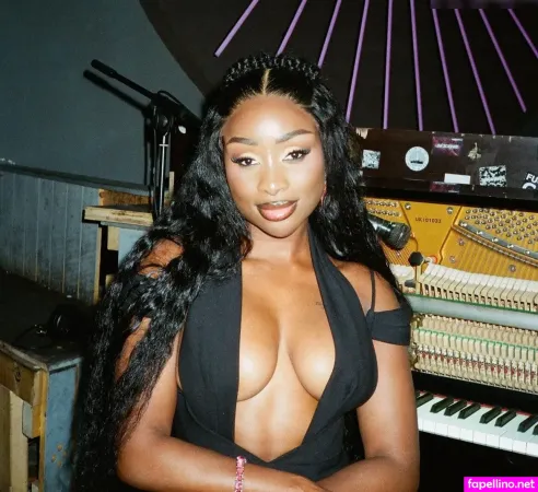 Sandra Lambeck OnlyFans Thumbnail #6586Z8DVG8