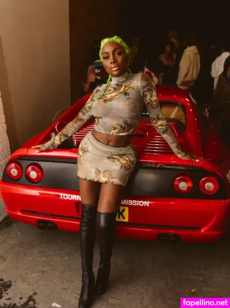 Sandra Lambeck OnlyFans Thumbnail #I7bZ1B3w2t