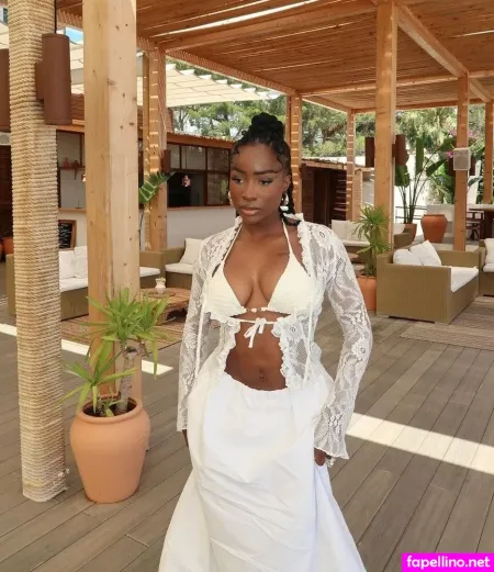 Sandra Lambeck OnlyFans Thumbnail #RRalXQaUhU