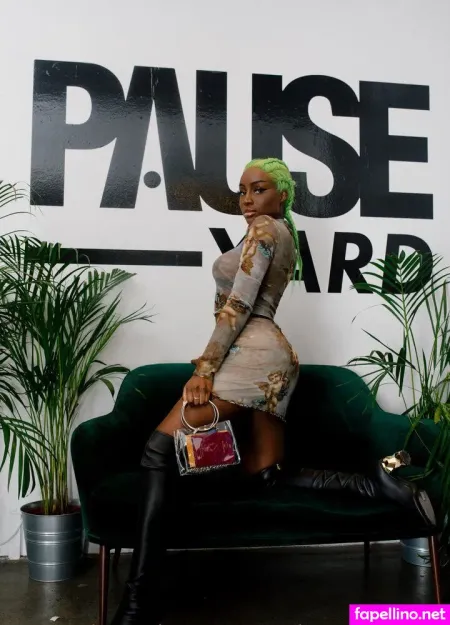 Sandra Lambeck OnlyFans Thumbnail #SzrWqddsE3