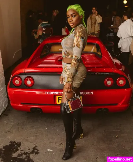 Sandra Lambeck OnlyFans Thumbnail #ynP2SP7uMM