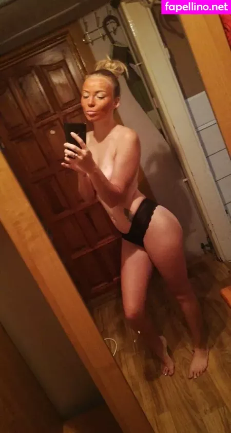 Sandra Legowska OnlyFans Thumbnail #jbZLo2xl1T