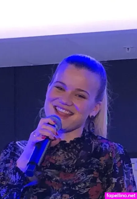 Sandra Lyng OnlyFans Thumbnail #kF0XWB2QNN