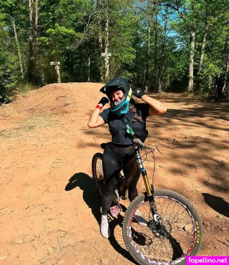 Sandra Menendez OnlyFans Thumbnail #EDqa0DuSnZ