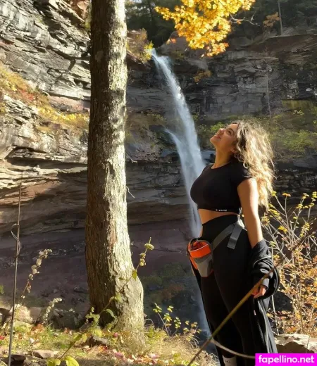 Sandra Menendez OnlyFans Thumbnail #L8CR7ChSG3