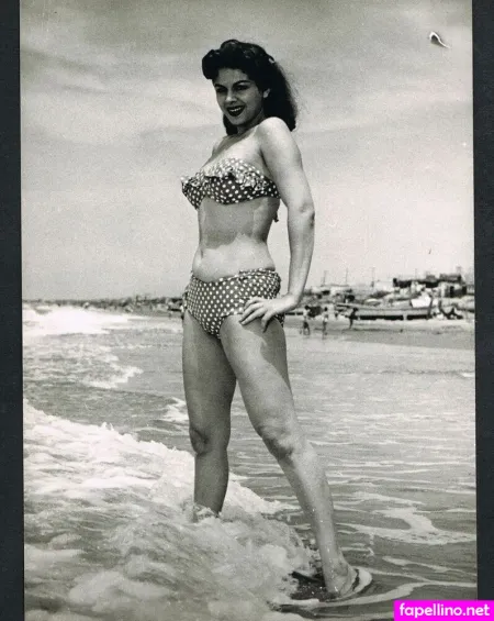 Sandra Milo OnlyFans Thumbnail #cW1KZ2CAPh