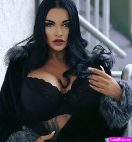 Sandra Sturm OnlyFans Thumbnail #9NGgNNYuil
