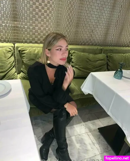 Sandraa Love OnlyFans Thumbnail #AImQLud94n