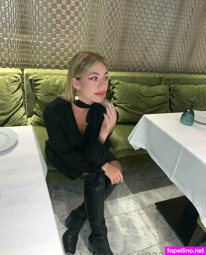 sandraa_love Nude Leaked OnlyFans Photo #AImQLud94n